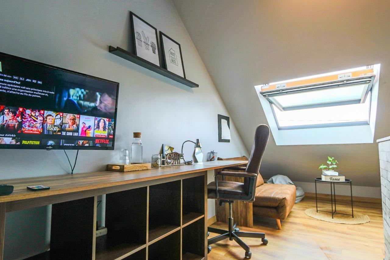 Maisonnette En Duplex Avec Terrasse Breux-Jouy Exterior foto